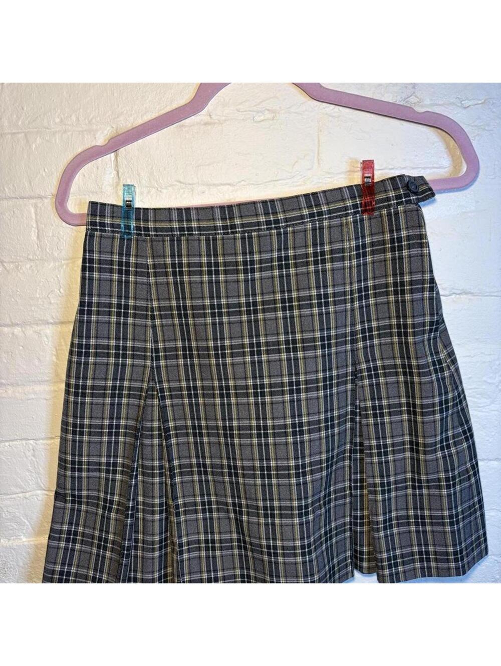 Schoolbelles Vintage Gray Plaid Pleated Mini Skirt • Made in USA • Clueless Core